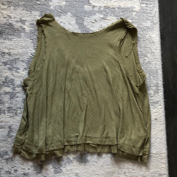 Free People Tops - NWOT FREE PEOPLE Green Loose Tank
